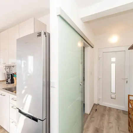 Mare Beautiful Sea View Apartment