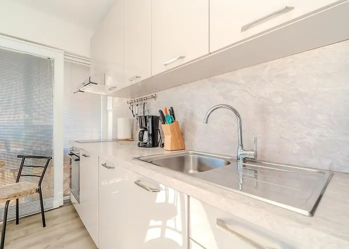 Mare Beautiful Sea View Apartment